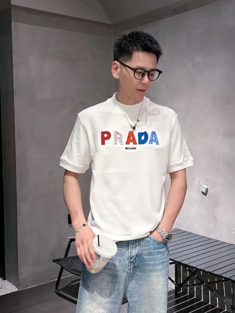 Unique Prada T-Shirts 168546