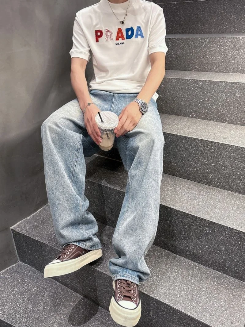 Unique Prada T-Shirts 168546