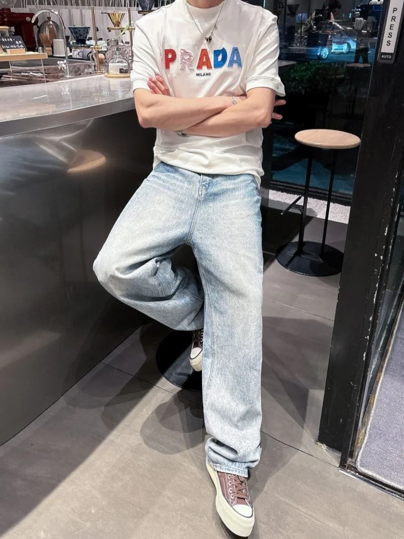 Unique Prada T-Shirts 168546