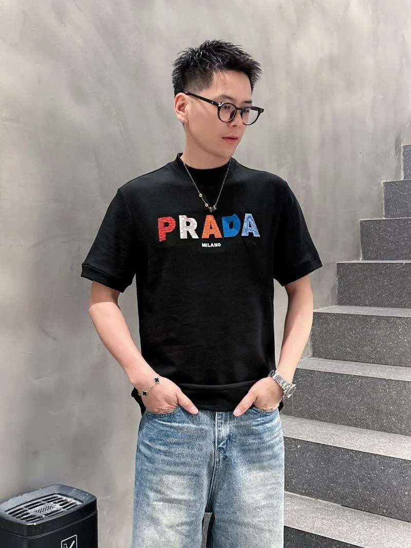 Prada T-Shirts Trendy 168533