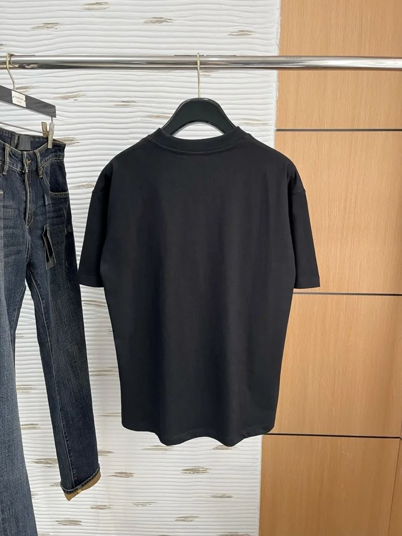 UrbanChic Prada T-Shirts 168526