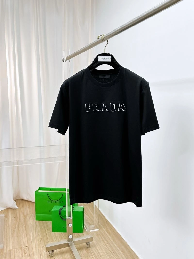 ModernLook Prada T-Shirts 168606
