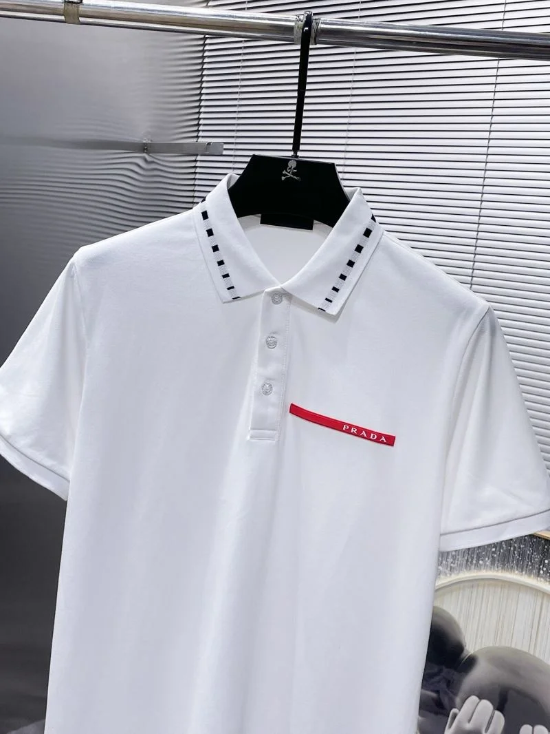 Prada T-Shirts Minimalist 168536