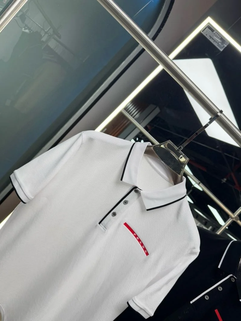 Upgraded Prada T-Shirts 168542