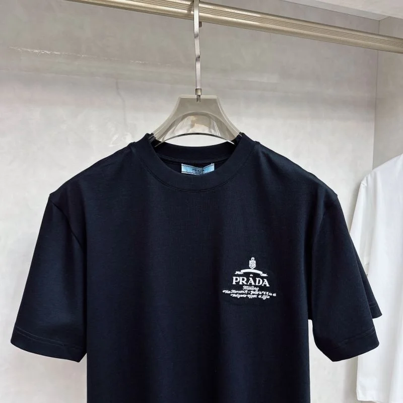 Prada T-Shirts Original 168511