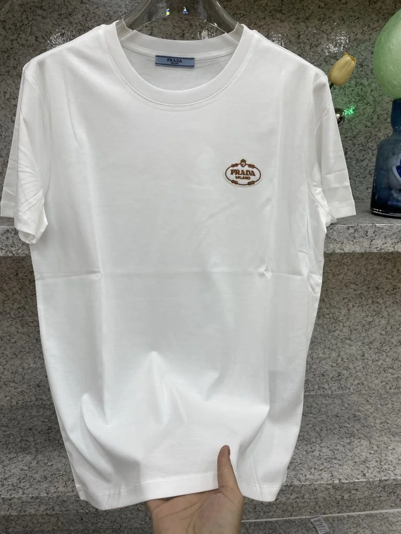 FashionForward Prada T-Shirts 168504