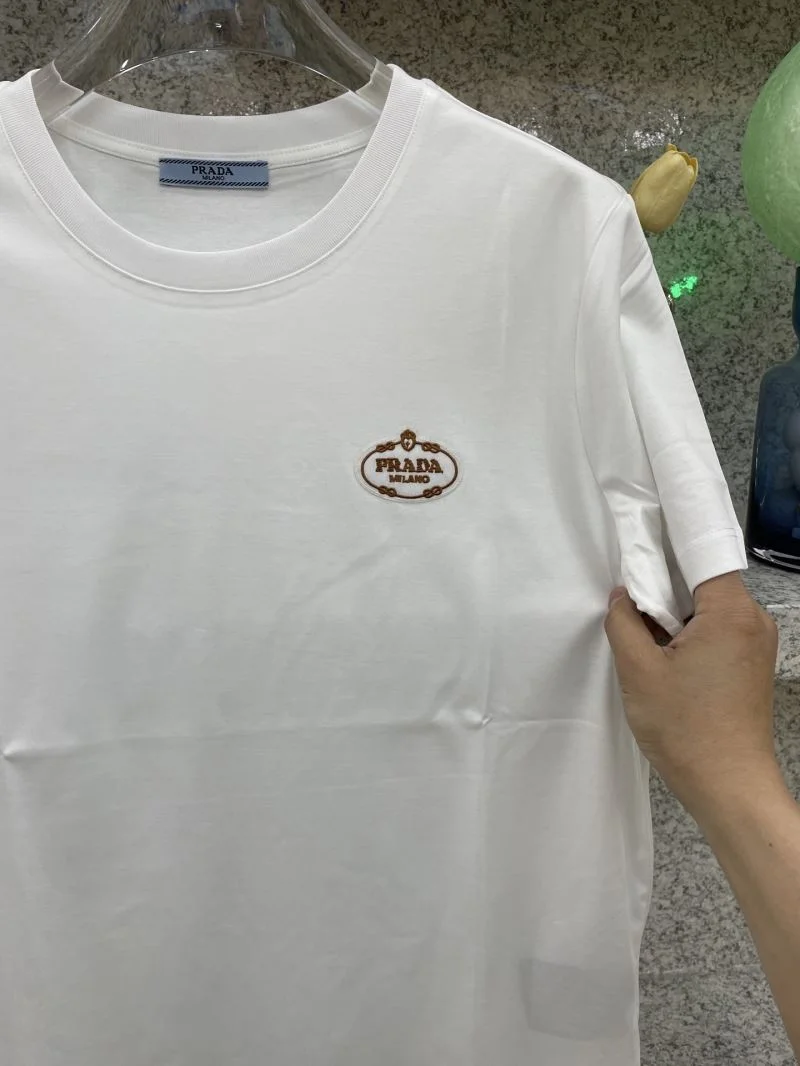 FashionForward Prada T-Shirts 168504