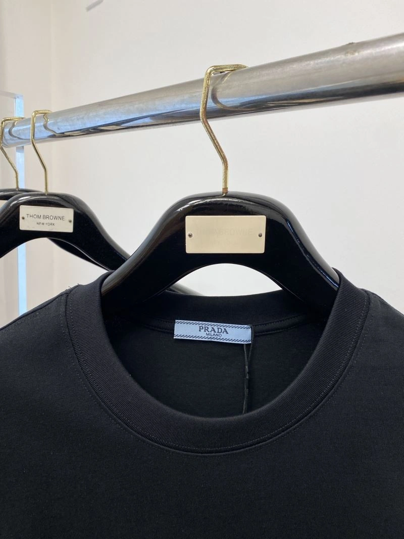Prada T-Shirts ComfortFit 168556