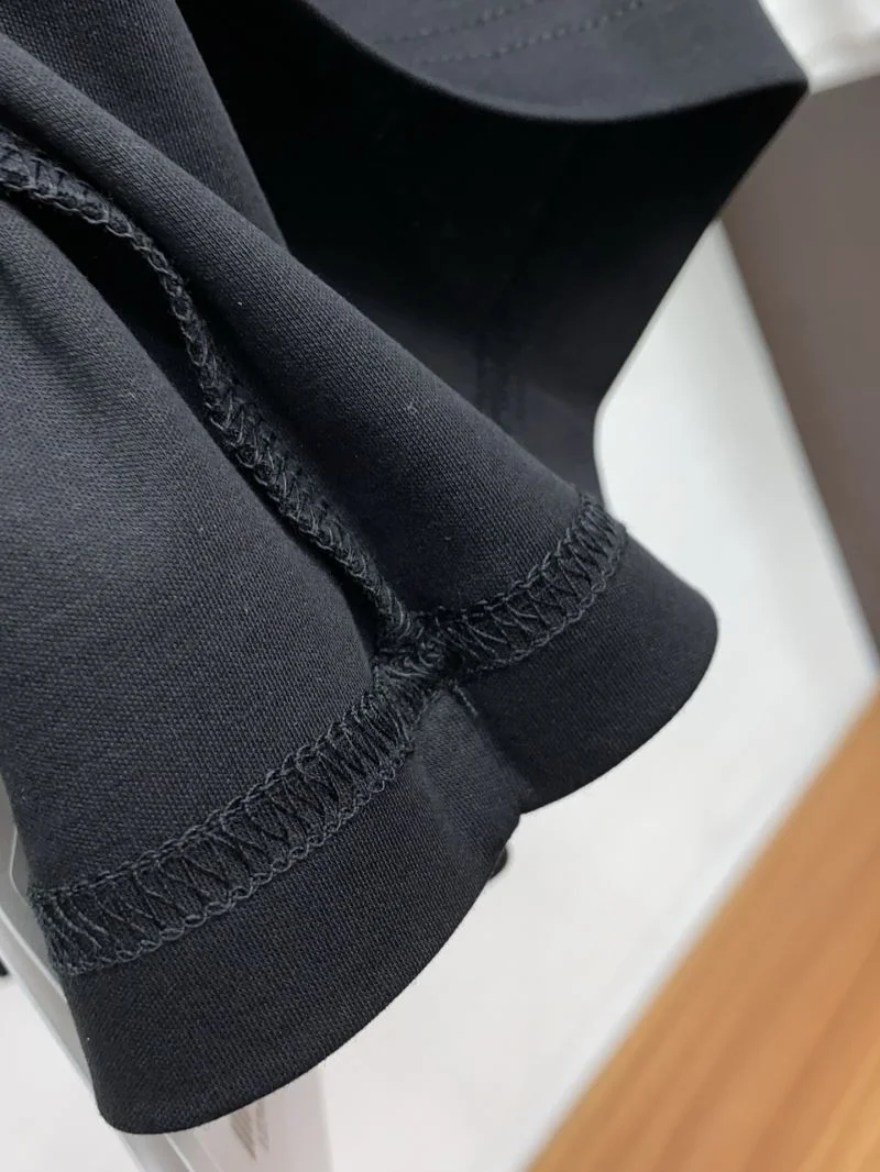 UrbanChic Prada T-Shirts 168503