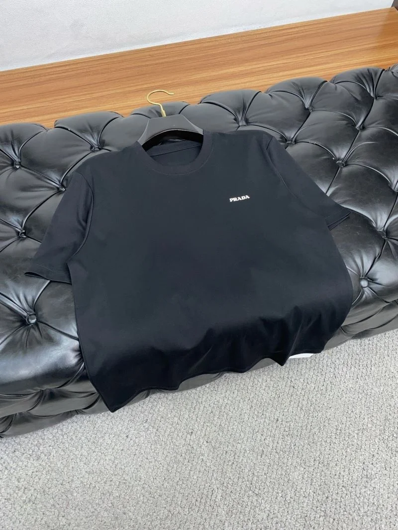 UrbanChic Prada T-Shirts 168503
