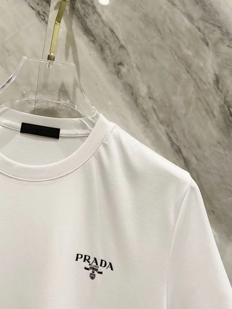 Stylish Prada T-Shirts 168518