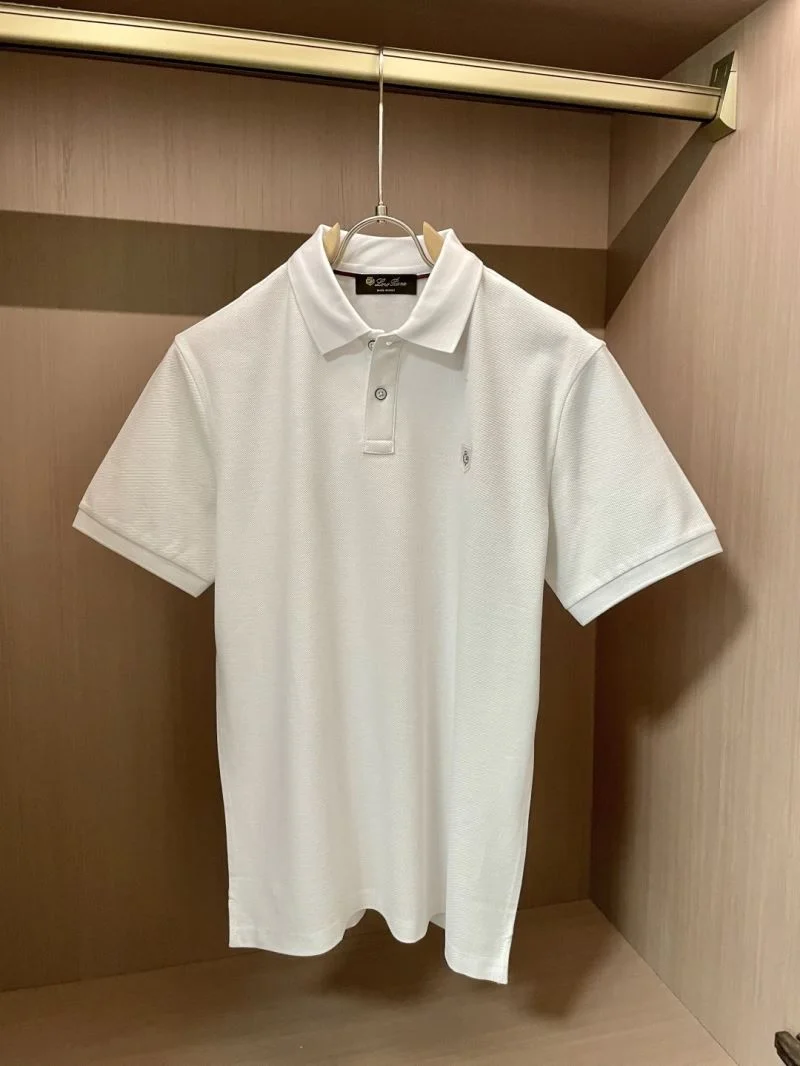 Prada T-Shirts UrbanStyle 168473
