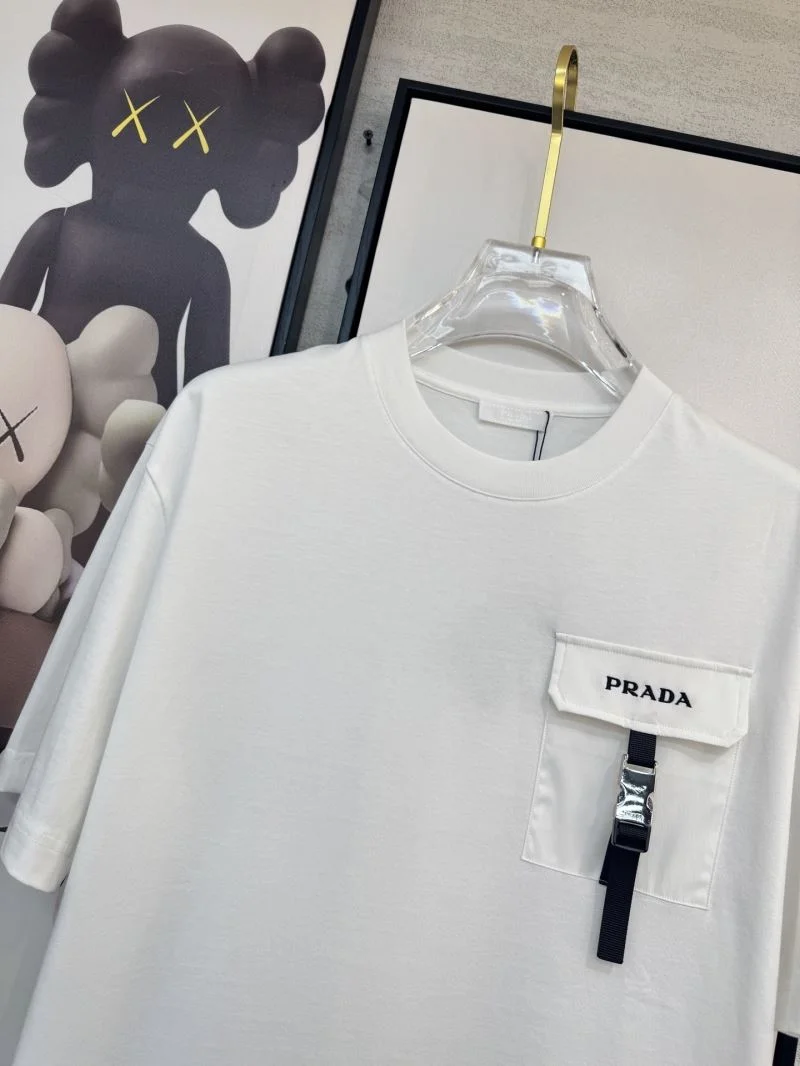 Prada T-Shirts Trendsetting 168474