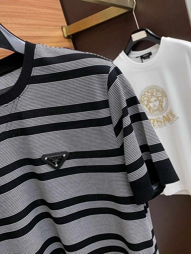 Attractive Prada T-Shirts 168469