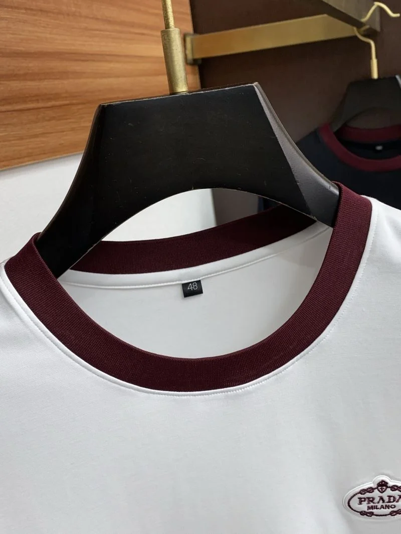Premium Prada T-Shirts 168465