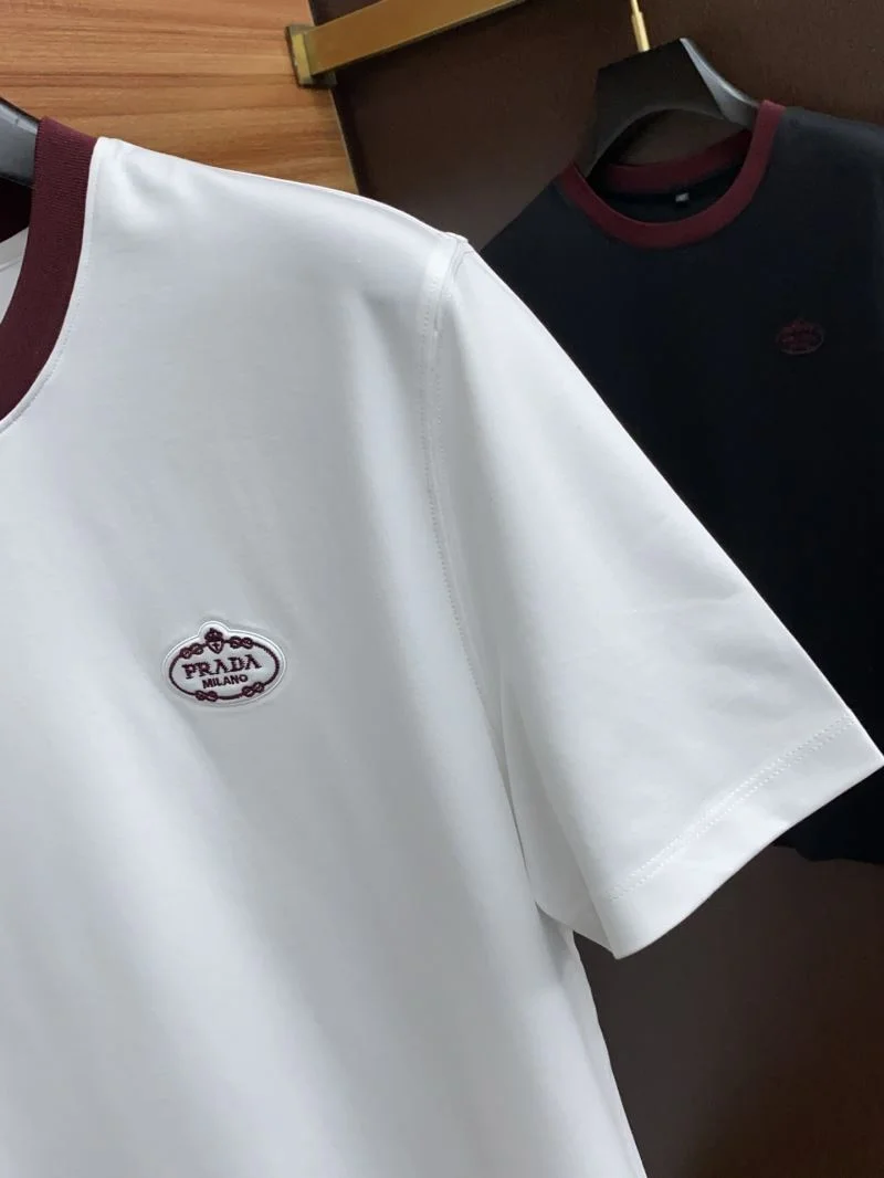 Premium Prada T-Shirts 168465