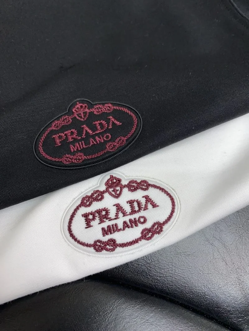 Premium Prada T-Shirts 168465