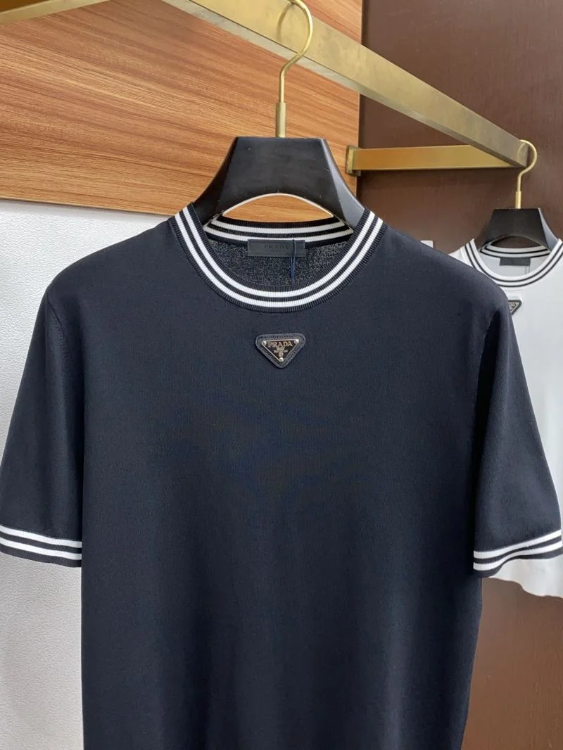 Prada T-Shirts Unique 168470