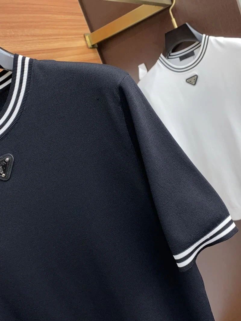 Prada T-Shirts Unique 168470