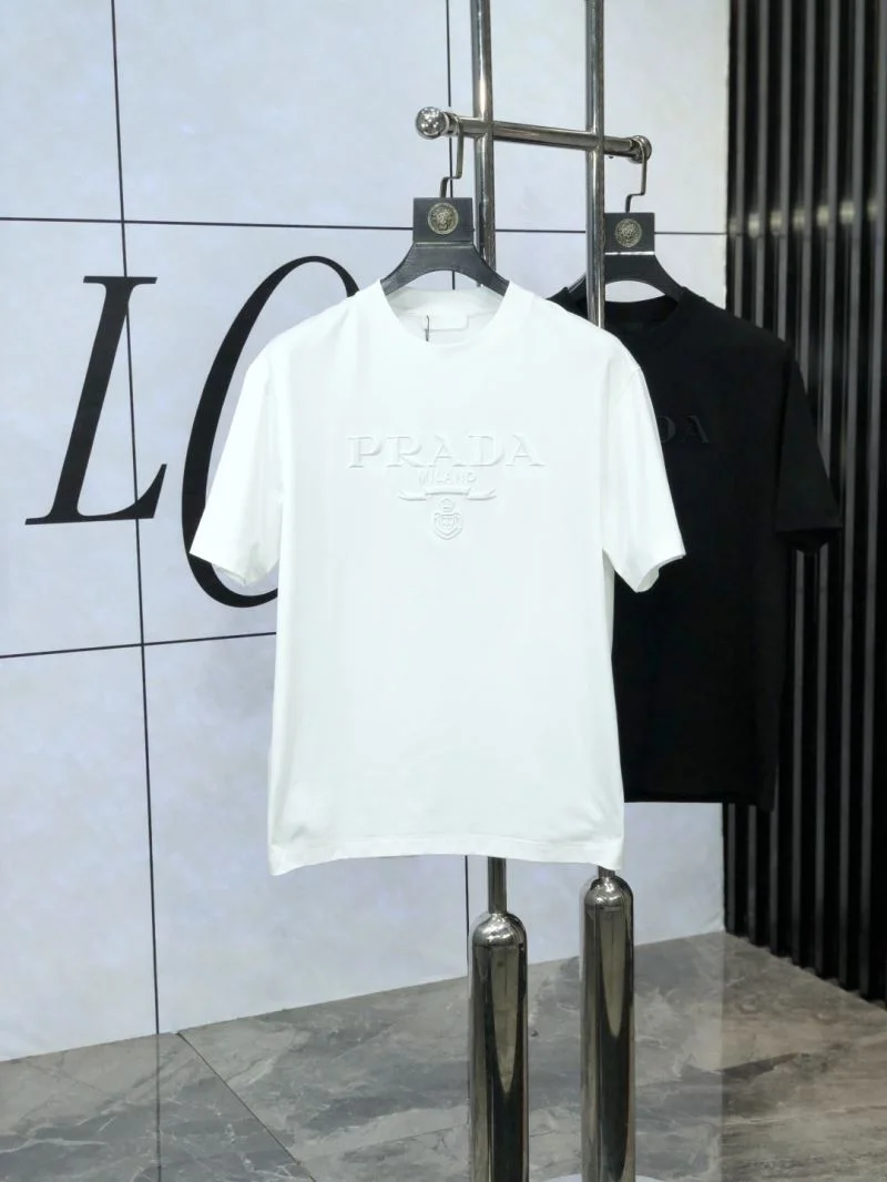 Prada T-Shirts Minimalist 168454