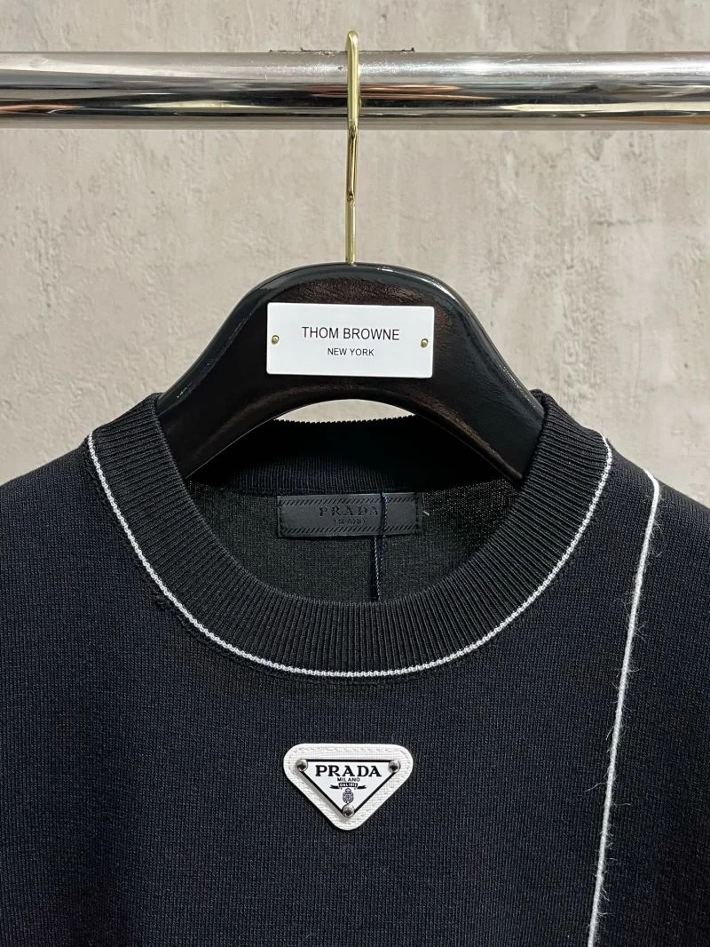 Affordable Prada T-Shirts 168452