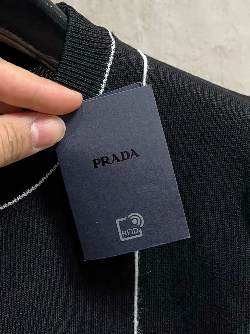 Affordable Prada T-Shirts 168452