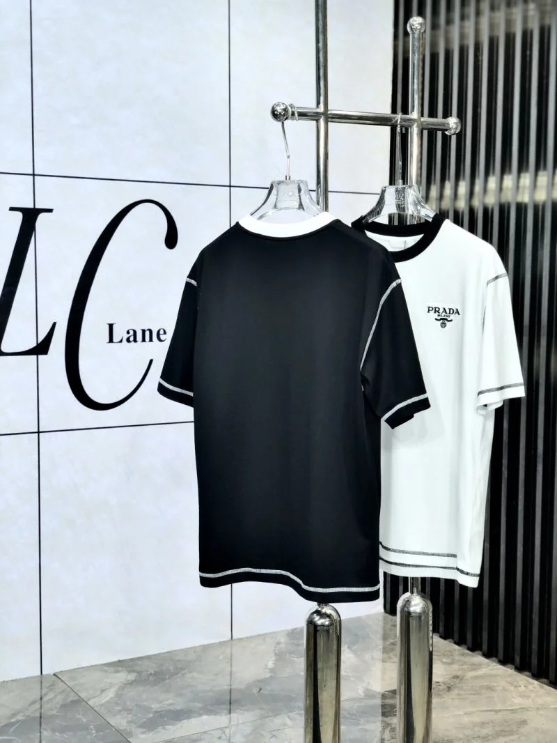 Prada T-Shirts Vibrant 168455