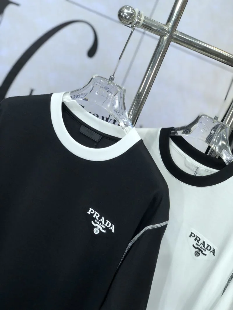 Prada T-Shirts Vibrant 168455