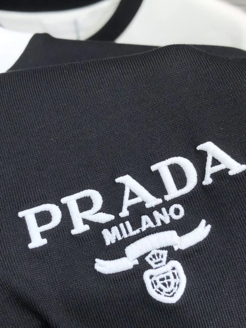 Prada T-Shirts Vibrant 168455