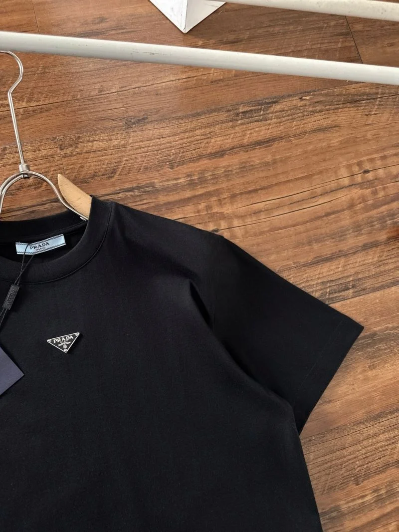 Bold Prada T-Shirts 168426