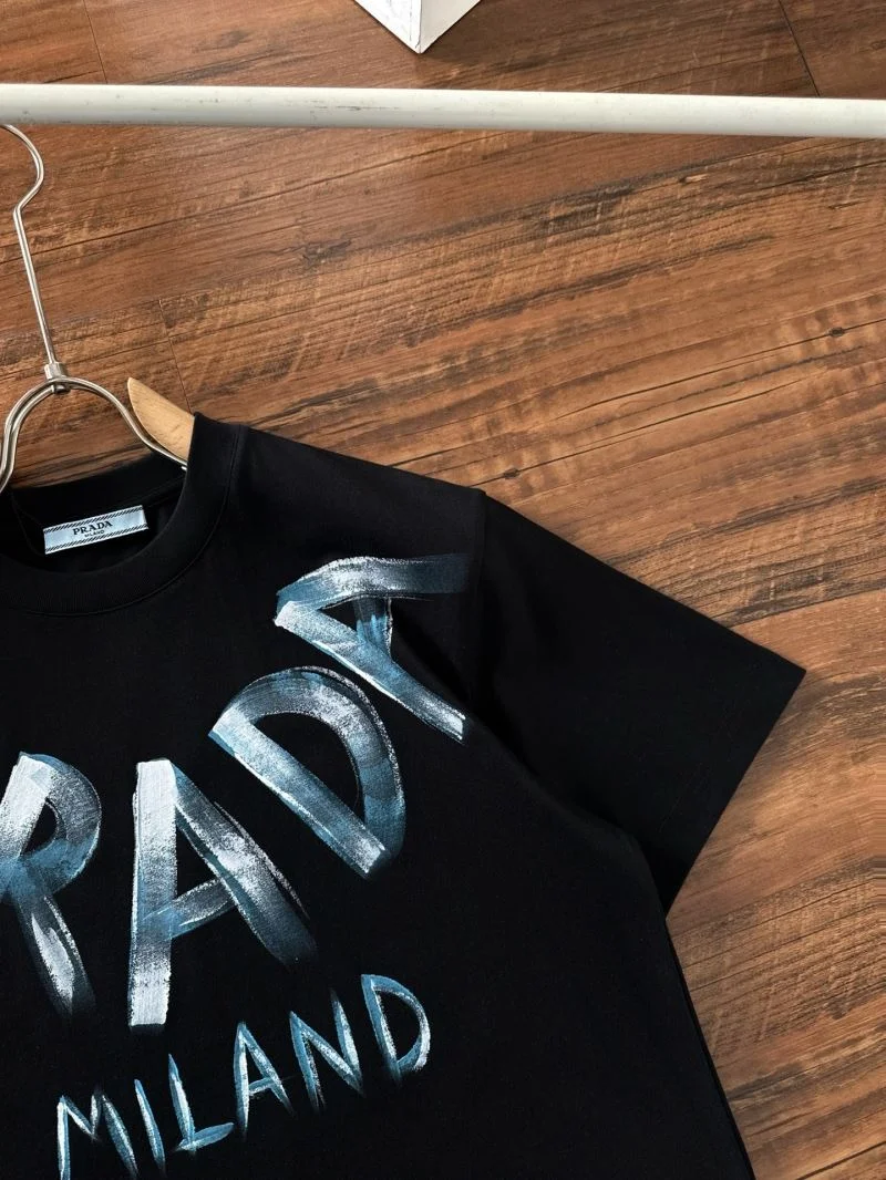 Prada T-Shirts FreshLook 168429