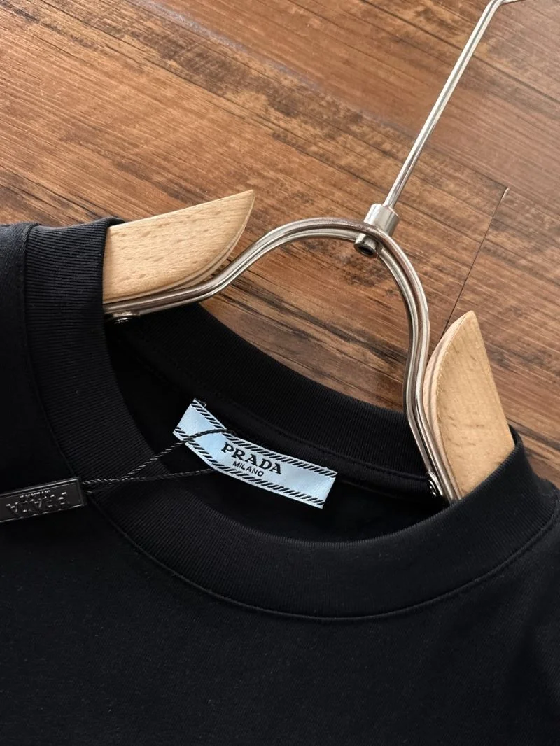 Prada T-Shirts FreshLook 168429