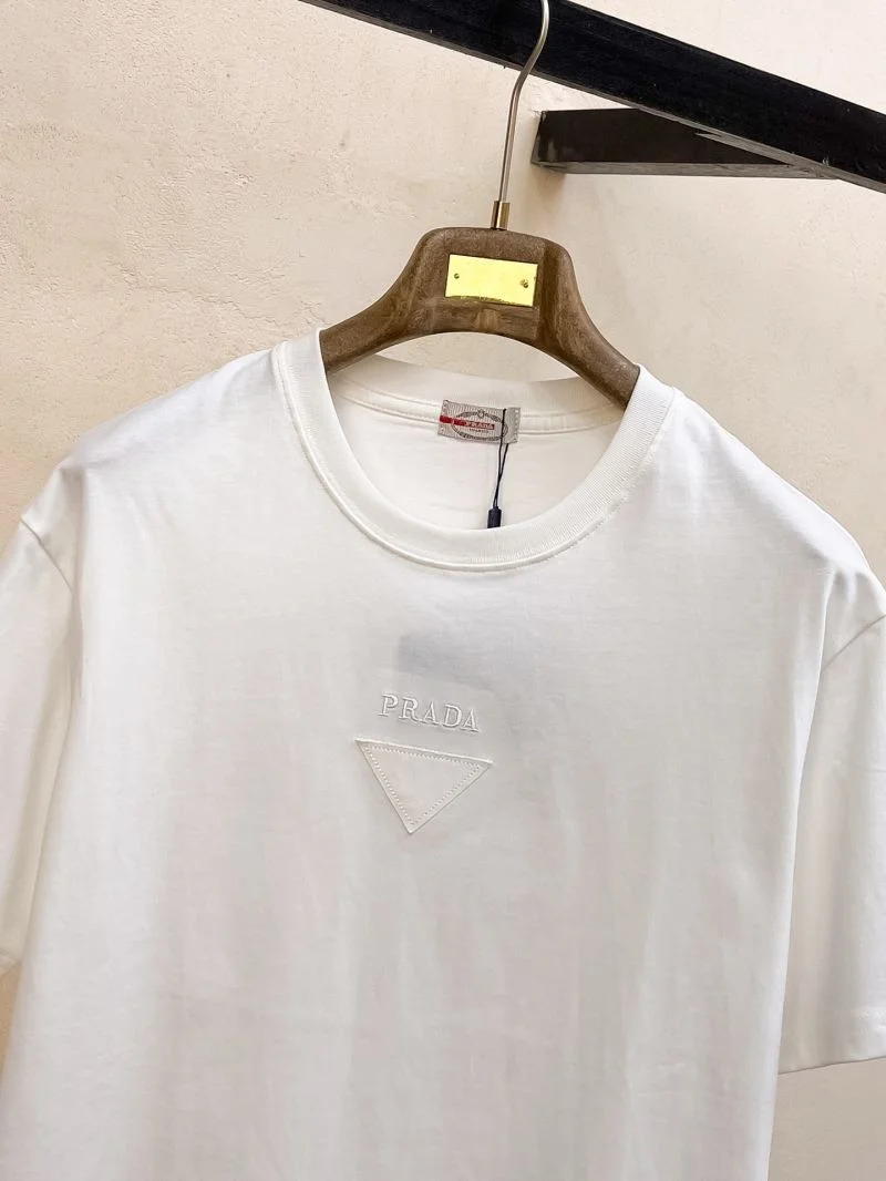 Flexible Prada T-Shirts 168479