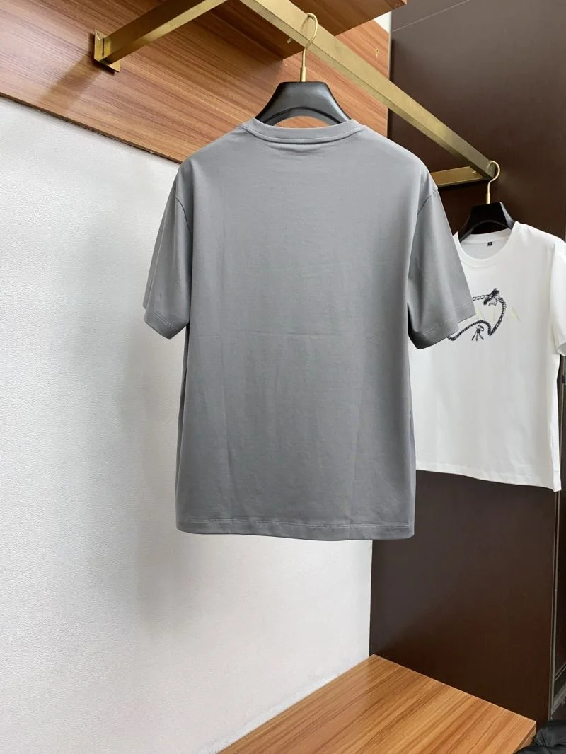 Upgraded Prada T-Shirts 168434