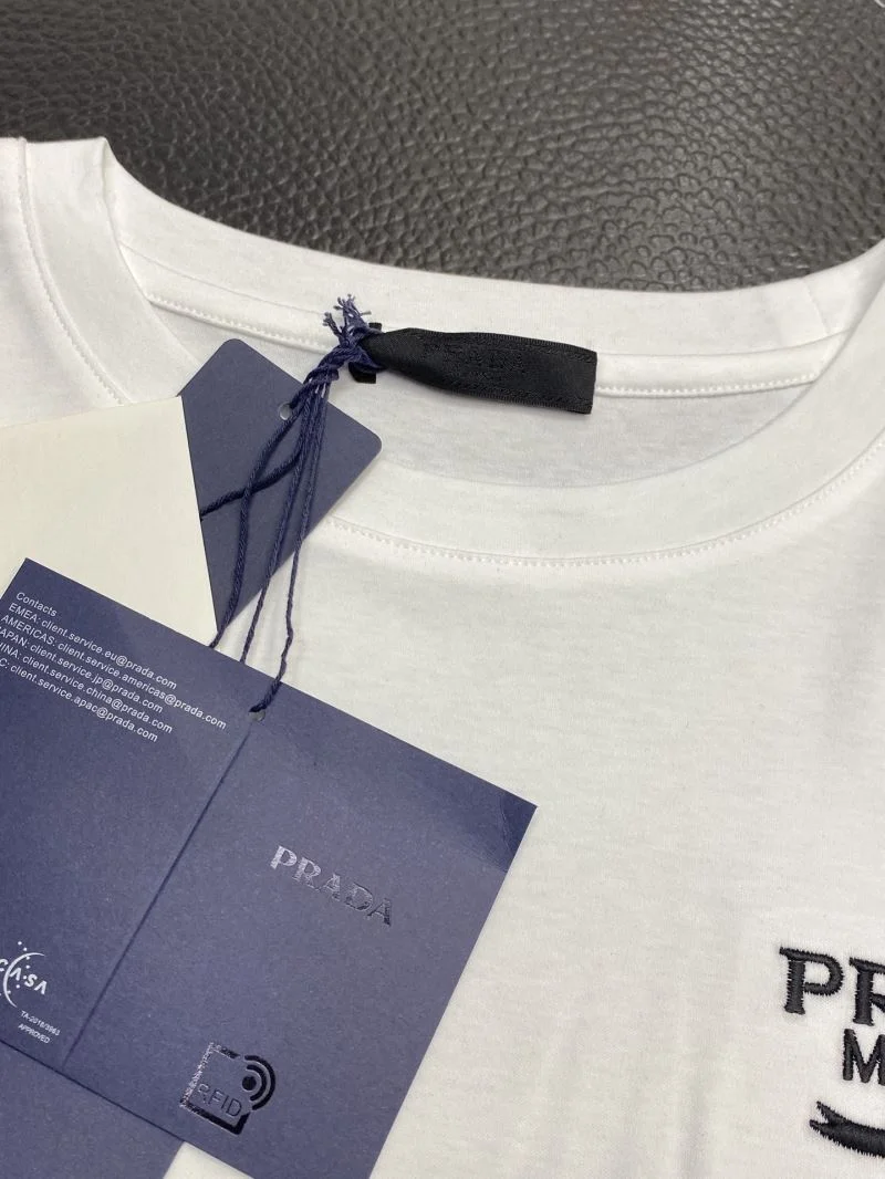 Practical Prada T-Shirts 168438