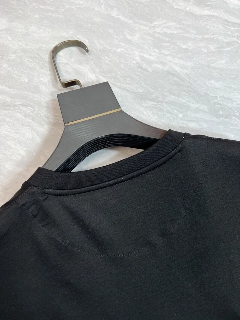 SmartChoice Prada T-Shirts 168420