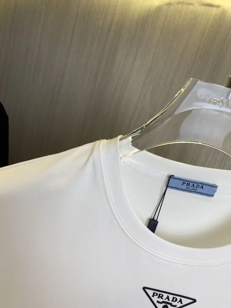 Compact Prada T-Shirts 168424