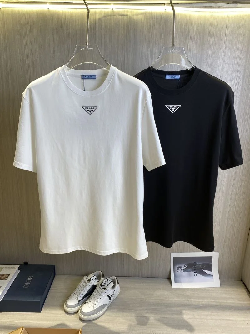 Compact Prada T-Shirts 168424