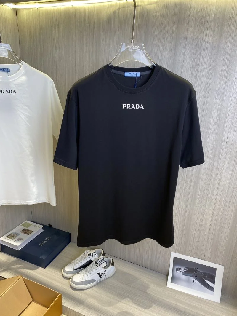 Effortless Prada T-Shirts 168422
