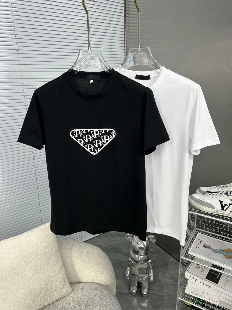 Prada T-Shirts Bold 168423