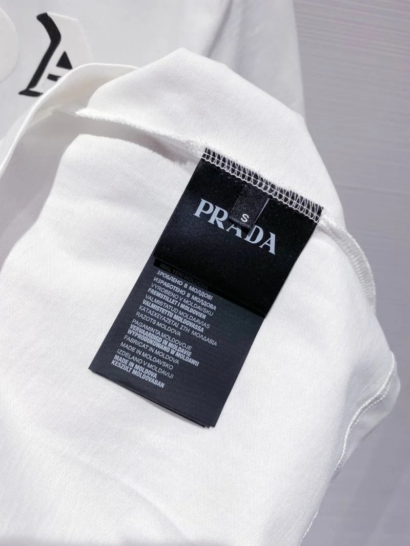 Attractive Prada T-Shirts 168413