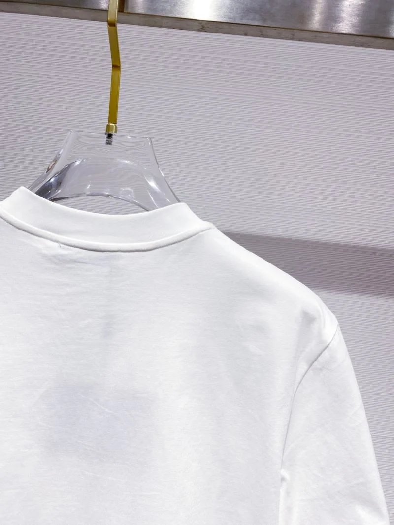 EyeCatching Prada T-Shirts 168410