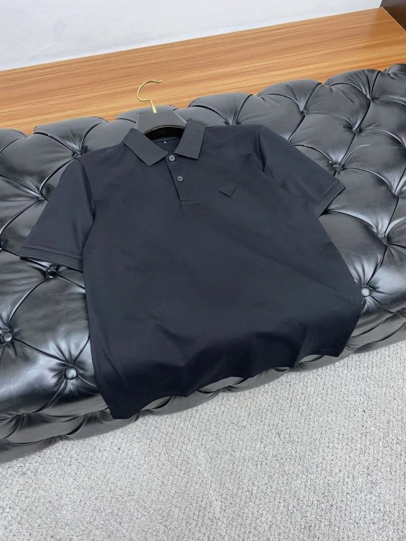 Resilient Prada T-Shirts 168406