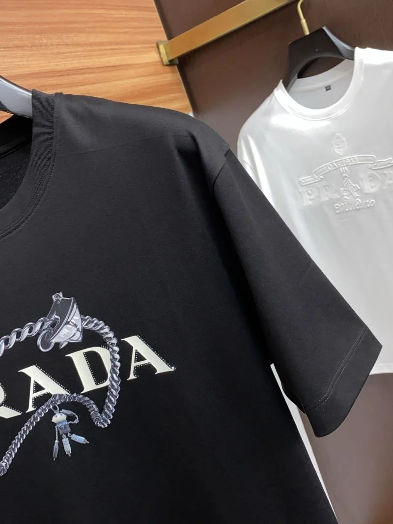 Packable Prada T-Shirts 168407