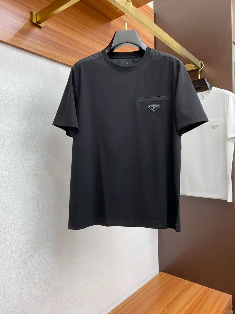 Fashionable Prada T-Shirts 168392