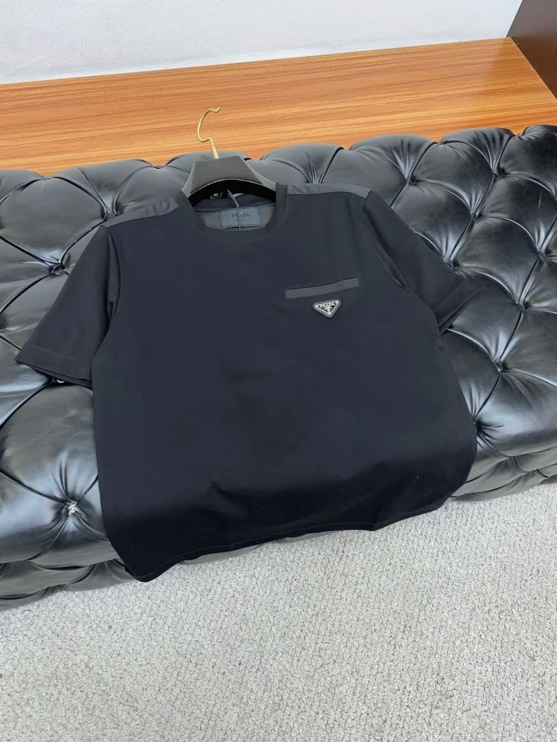 Fashionable Prada T-Shirts 168392
