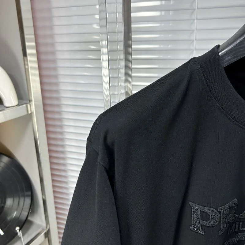 Efficient Prada T-Shirts 168402