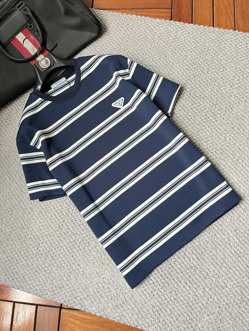 RelaxedFit Prada T-Shirts 168390