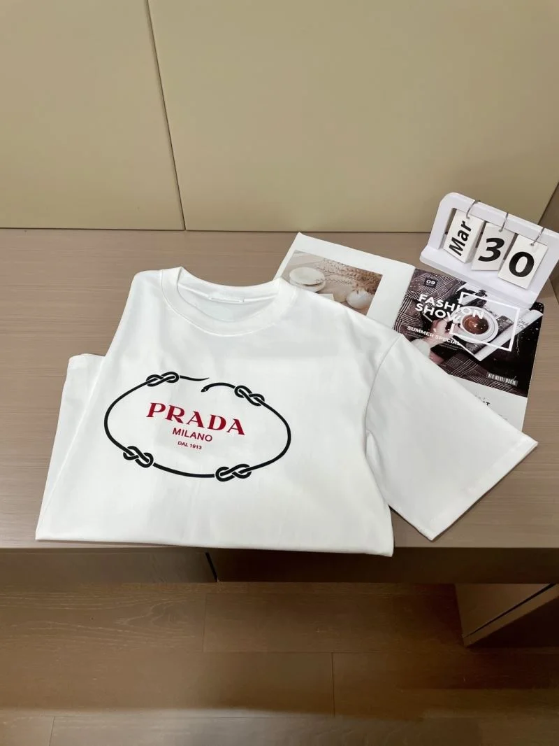 SmoothTexture Prada T-Shirts 168388