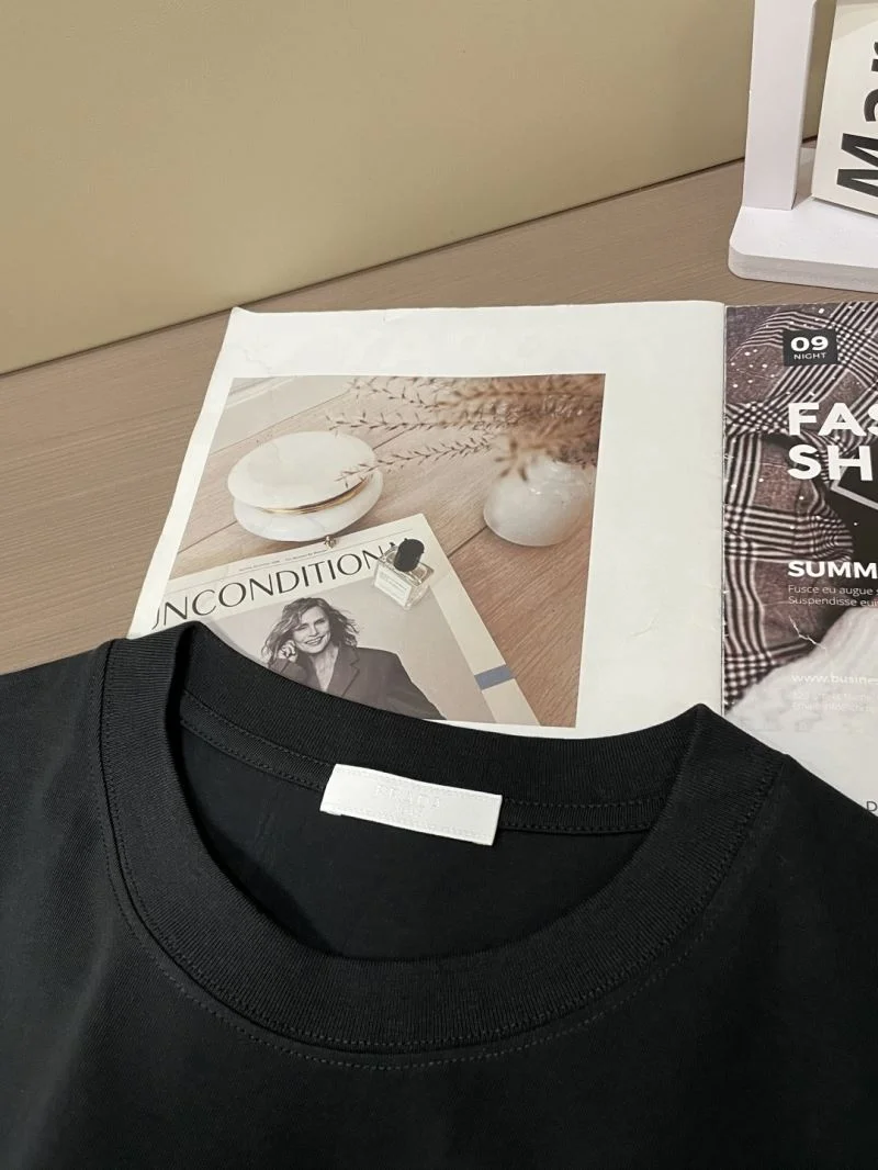 SmoothTexture Prada T-Shirts 168388
